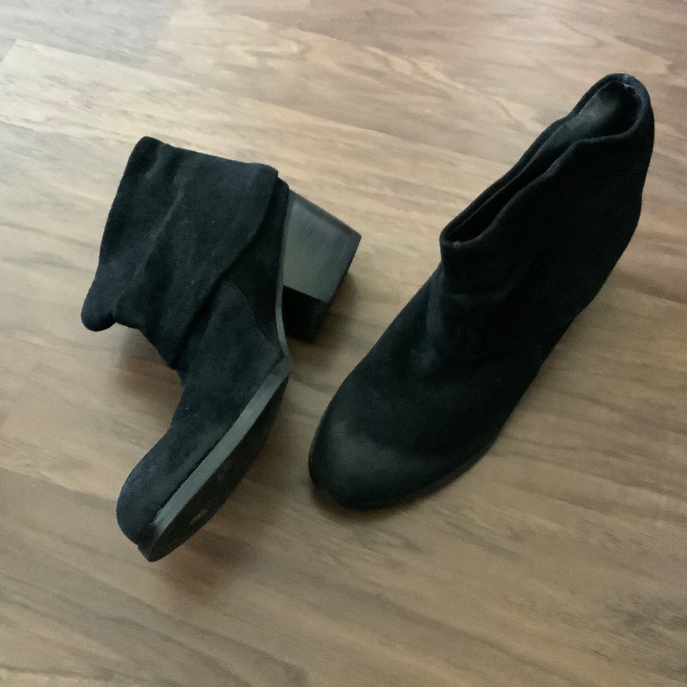 Two Lips suede block heel ankle booties